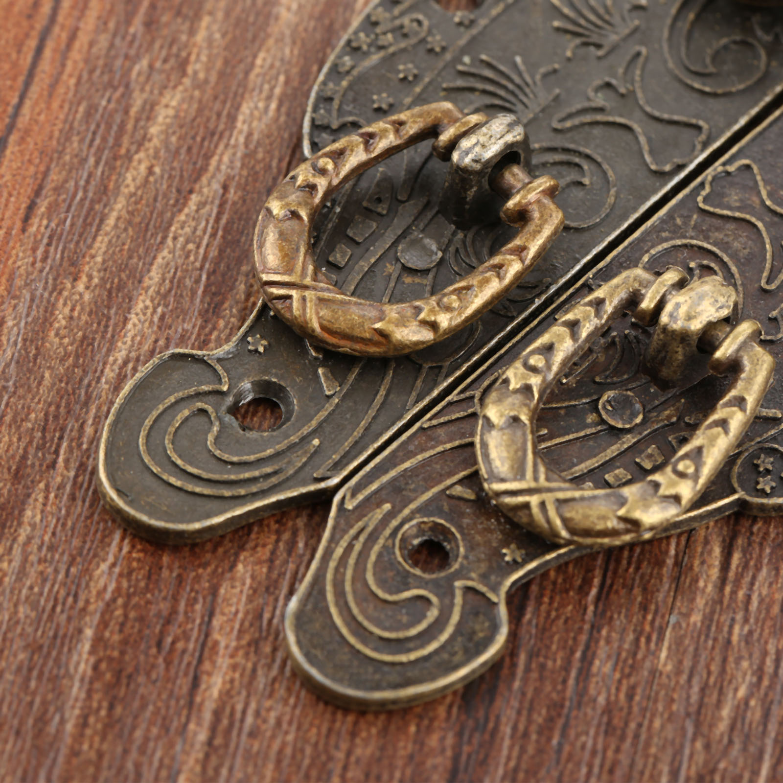 1 Stück Antiker Kastenverschlu – Furniture Hardware Antique Bewertung und Preis